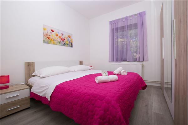 Apartment A1, for 5 persons