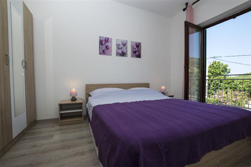 Apartment A2, for 5 persons