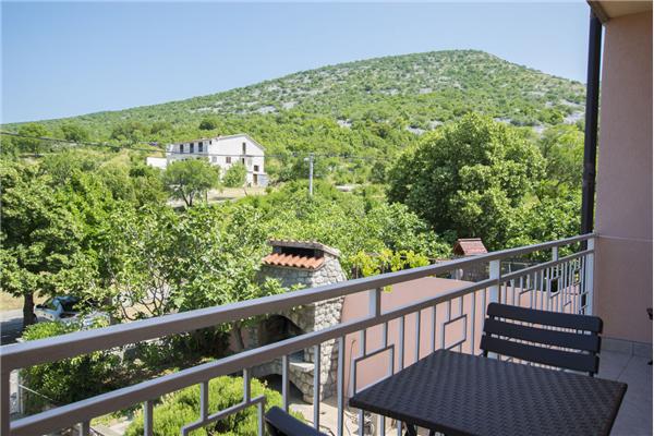 Apartment A2, for 5 persons