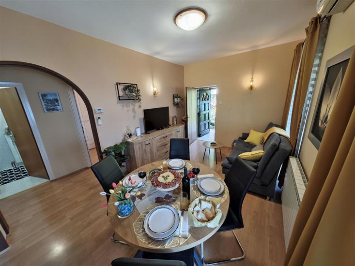 Apartment A1, for 4 persons