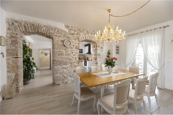 House K1, for 10 persons