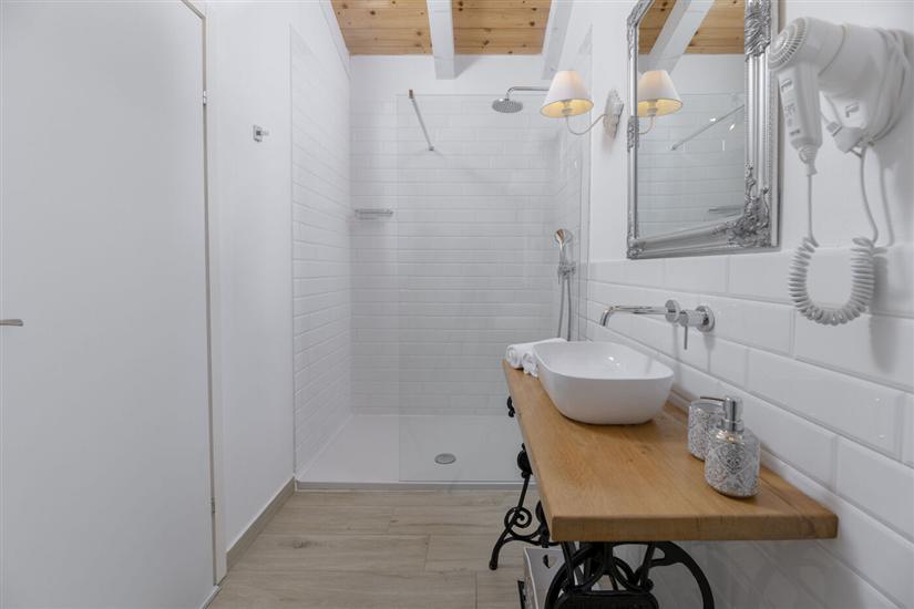 House K1, for 10 persons