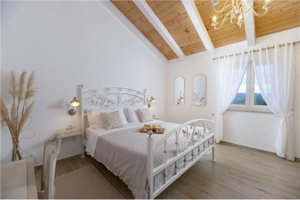 House K1, for 10 persons