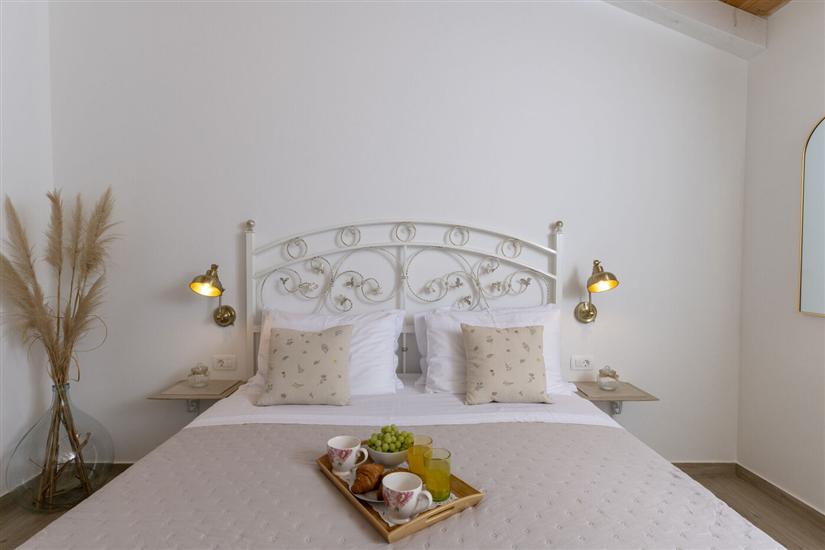 House K1, for 10 persons