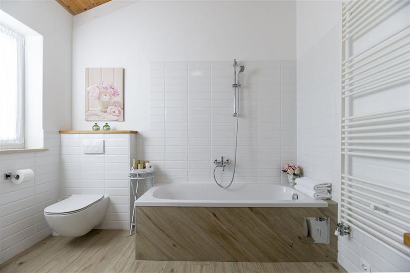 House K1, for 10 persons