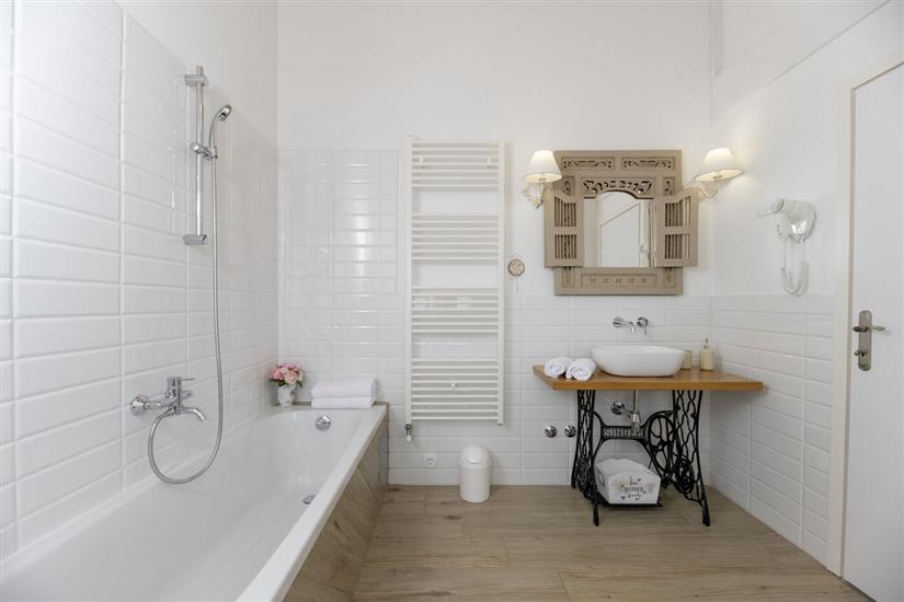 House K1, for 10 persons