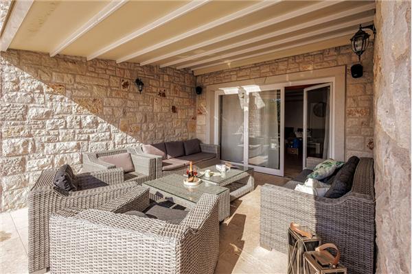 House K1, for 12 persons