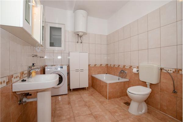 Apartment A1, for 4 persons