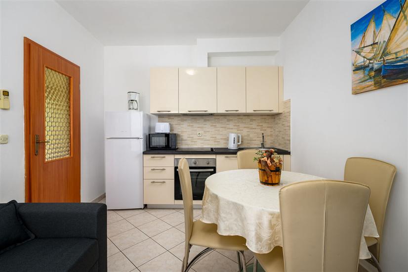 Apartment A2, for 4 persons