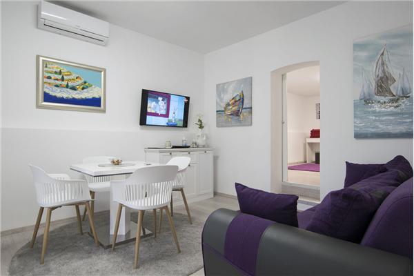 House K1, for 10 persons