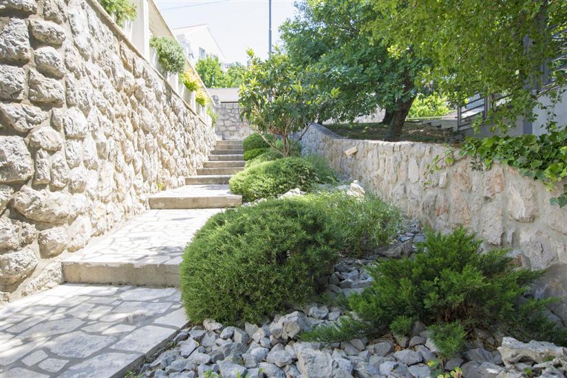 House K1, for 10 persons