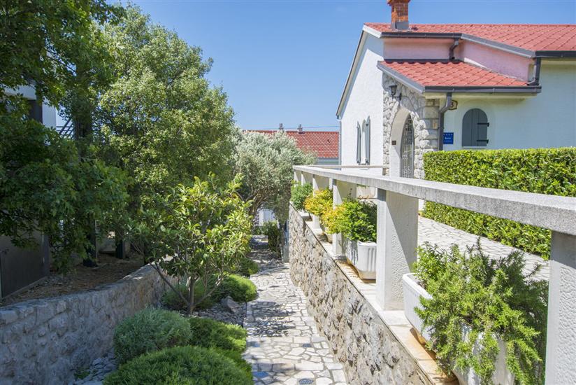 House K1, for 10 persons