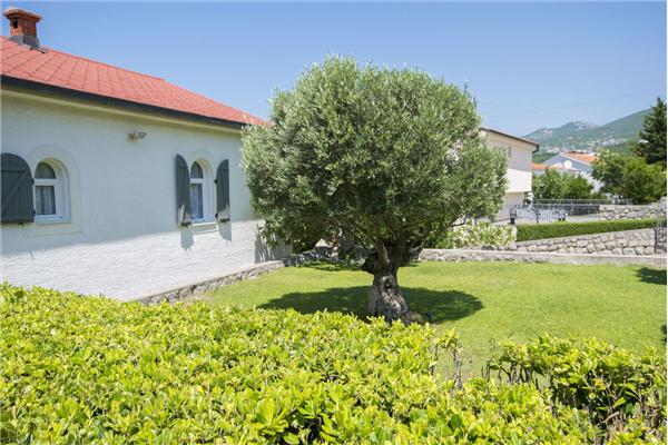 House K1, for 10 persons