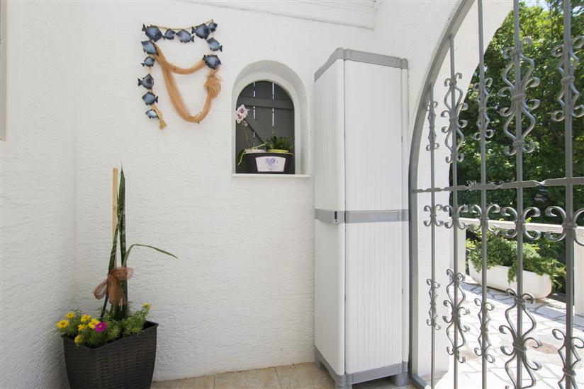 House K1, for 10 persons