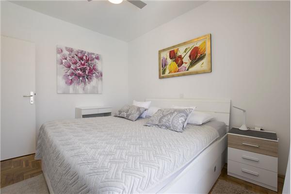 House K1, for 10 persons