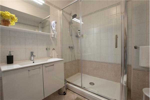 House K1, for 10 persons