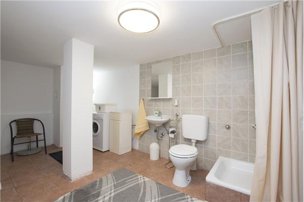 House K1, for 10 persons