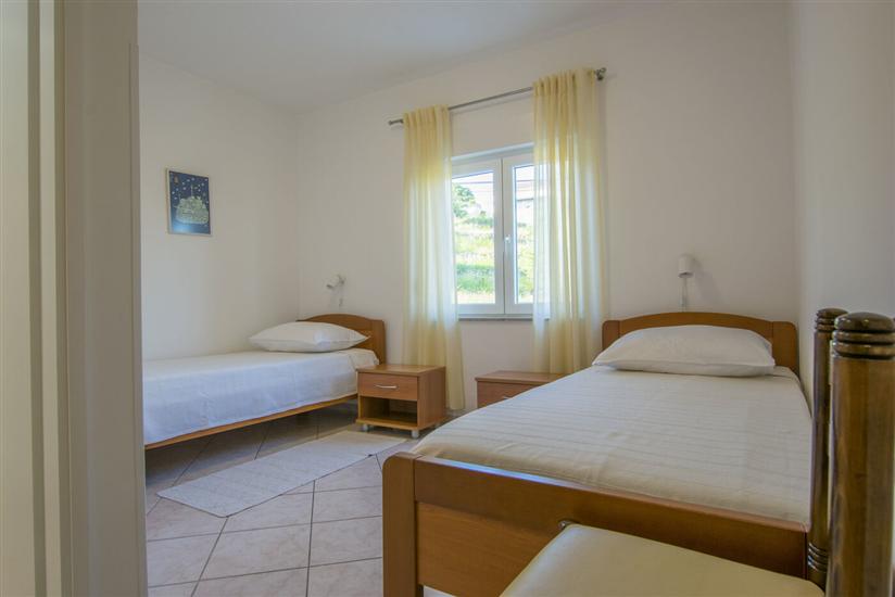 Apartment A2, for 4 persons