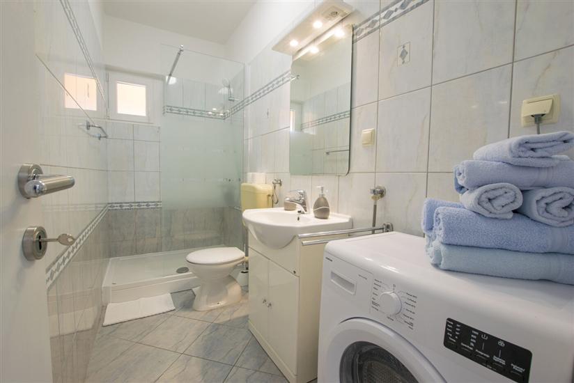 Apartment A4, for 4 persons