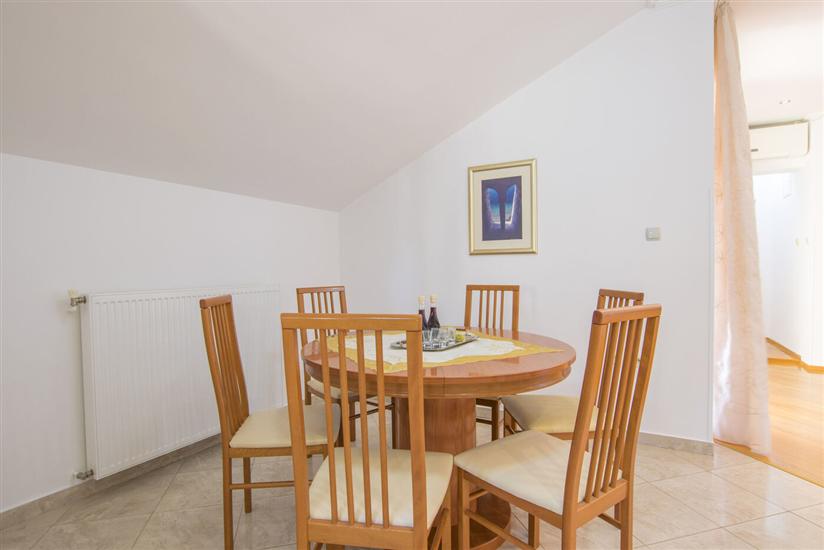 Apartman A5, na 5 osebe