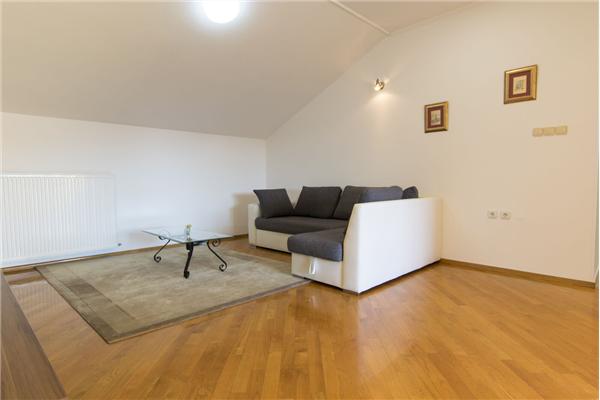 Apartment A5, for 5 persons