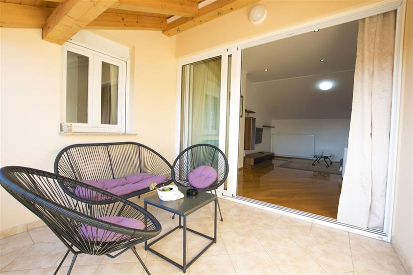 Apartment A5, for 5 persons