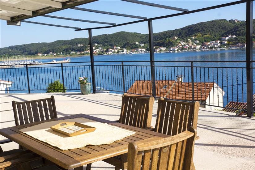 Apartment A3, for 6 persons