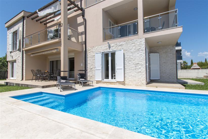 Apartments Pavlović