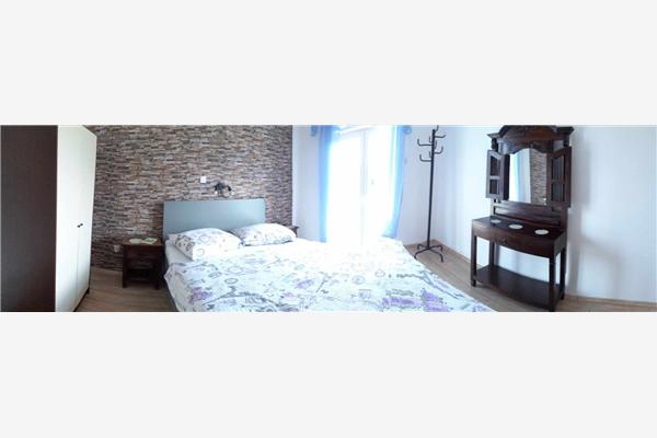 Apartment A1, for 7 persons