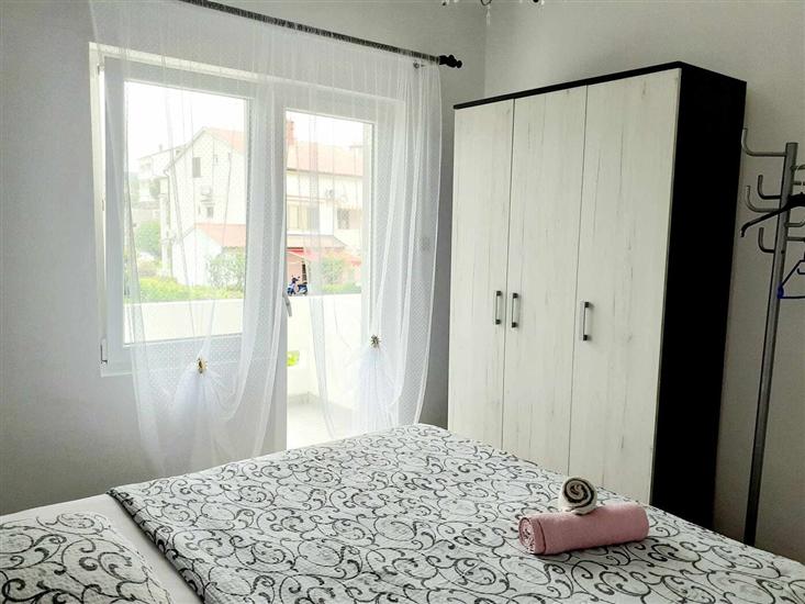 Apartment A1, for 7 persons