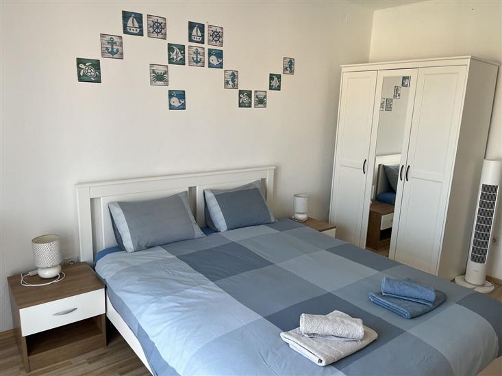 Lägenhet A1, för 8 personer