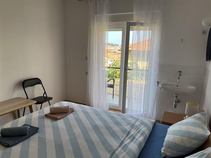 Lägenhet A1, för 8 personer