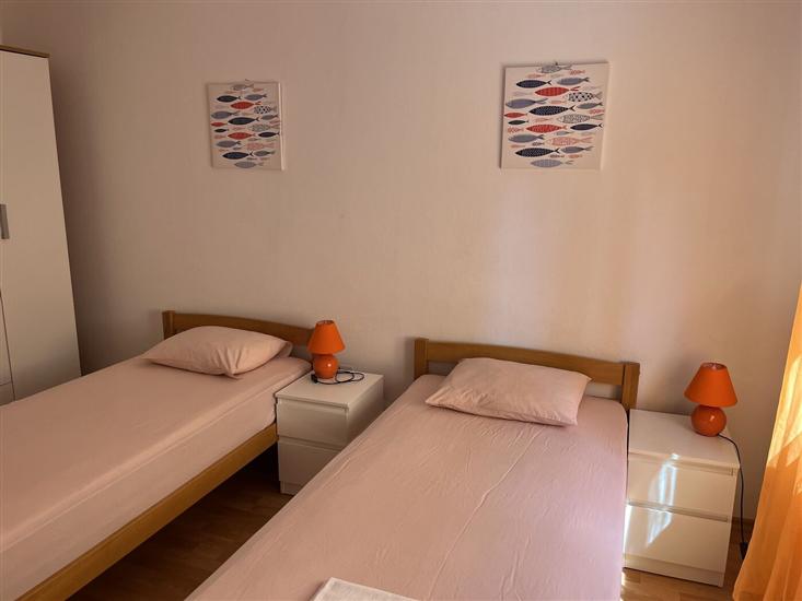 Lägenhet A1, för 8 personer