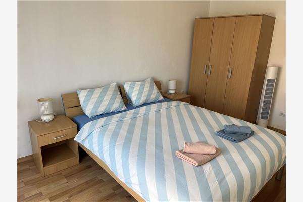 Lägenhet A1, för 8 personer