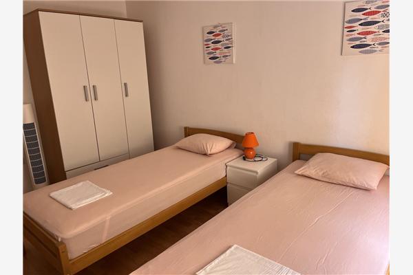 Lägenhet A1, för 8 personer