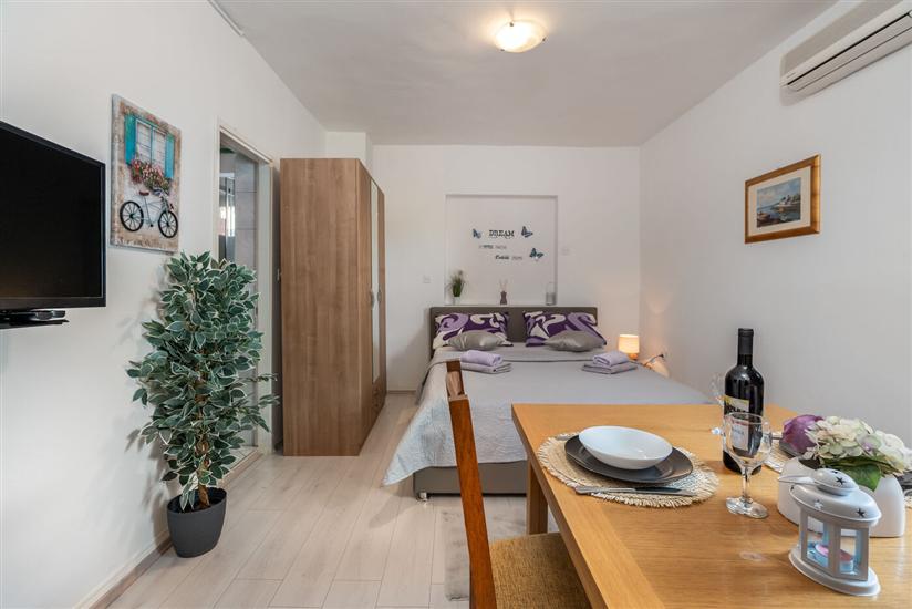 Apartment A1, for 2 persons