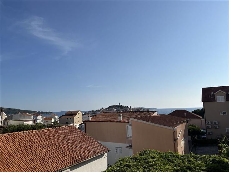 Apartment A1, for 8 persons