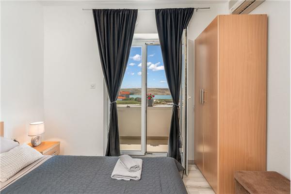 Apartment A4, for 5 persons