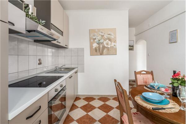 Apartment A4, for 5 persons