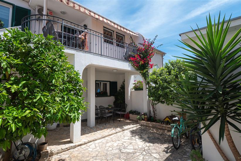 Apartment Gloria