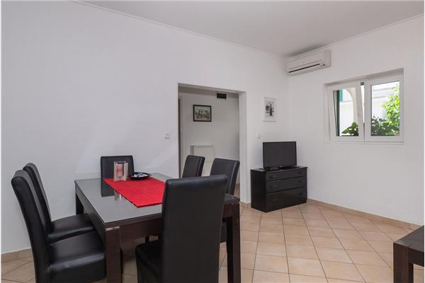 Apartment A1, for 3 persons