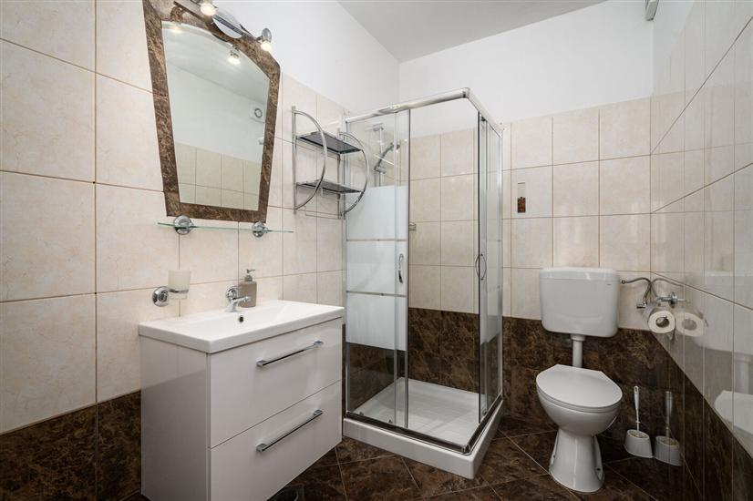 Apartment A6, for 4 persons