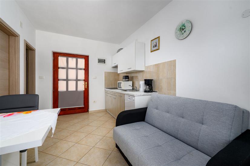 Apartment A7, for 3 persons