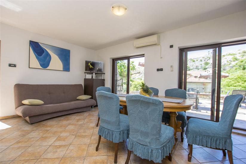 Apartment A1, for 6 persons