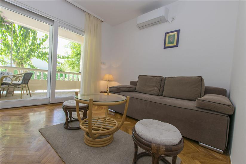 Apartment A1, for 3 persons