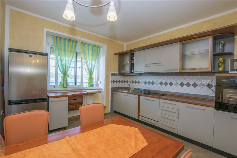 Apartment A3, for 6 persons