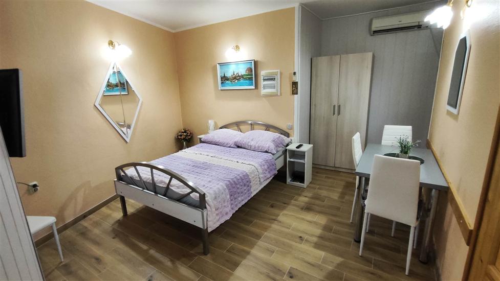 Apartment A1, for 3 persons