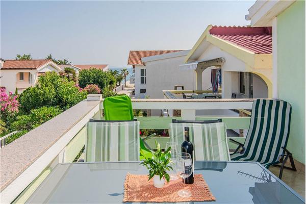 Apartment A1, for 4 persons