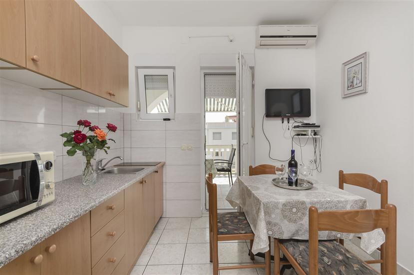 Apartment A1, for 4 persons