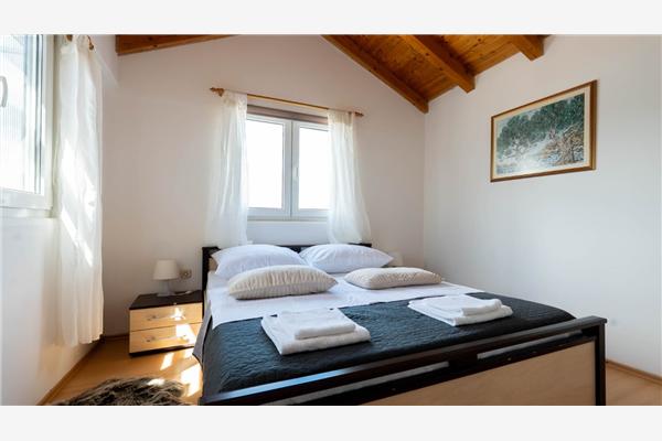 Apartman A2, na 4 osebe